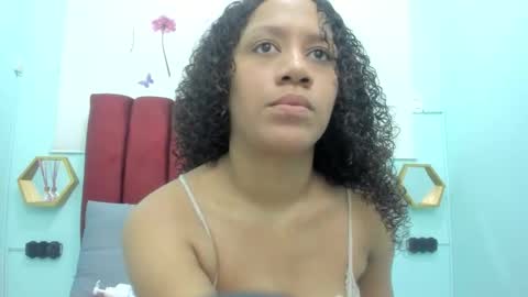 scarlett_fox20 online show from 1, 11, 2025