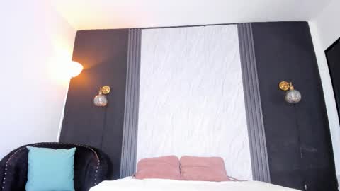 Scarlett Johs online show from 27, 11, 2025