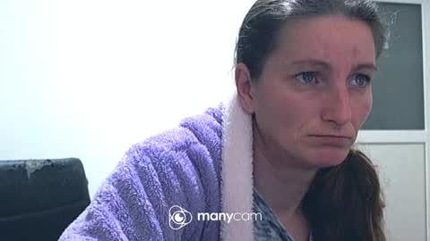 scarlett_queen01 online show from 3, 2, 2025