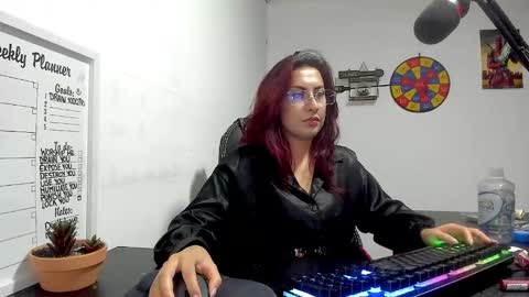 Snapshot of scarlett_sen chatting on 11, 12, 2024 Mistress Scarlett online show from 11, 12, 2024