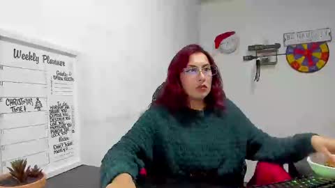 Snapshot of scarlett_sen chatting on 19, 12, 2024 Mistress Scarlett online show from 19, 12, 2024