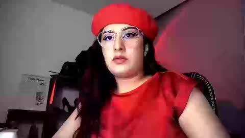 Snapshot of scarlett_sen chatting on 13, 9, 2025 Mistress Scarlett online show from 13, 9, 2025