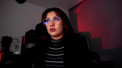 Snapshot of scarlett_sen chatting on 18, 9, 2025 Mistress Scarlett online show from 18, 9, 2025