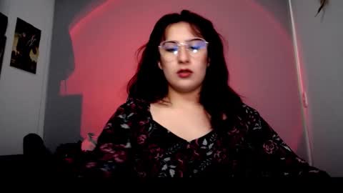 Snapshot of scarlett_sen chatting on 24, 10, 2025 Mistress Scarlett online show from 24, 10, 2025