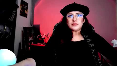 Snapshot of scarlett_sen chatting on 27, 11, 2025 Mistress Scarlett online show from 27, 11, 2025