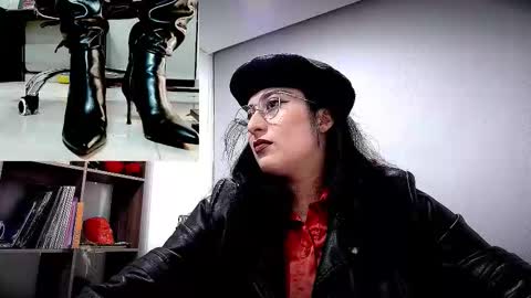 Snapshot of scarlett_sen chatting on 25, 2, 2026 Mistress Scarlett online show from 25, 2, 2026