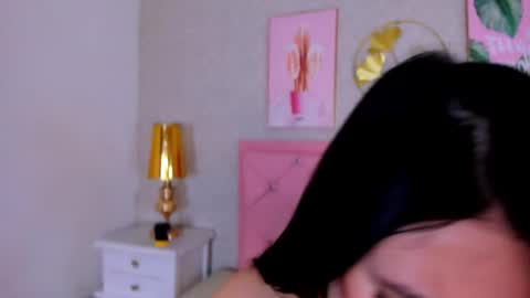 scarlett thompson 7 online show from 27, 2, 2026