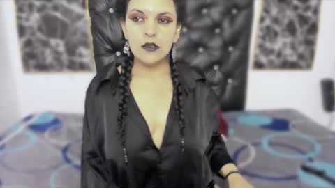 Scarlett online show from 12, 11, 2025