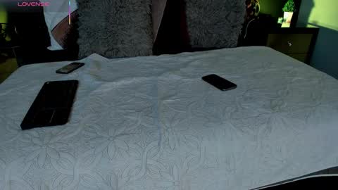 scarlettorres online show from 14, 12, 2025