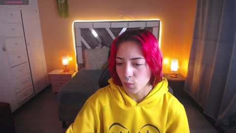 Snapshot of scarllett_bdsm chatting on 3, 12, 2024 Scarllett online show from 3, 12, 2024