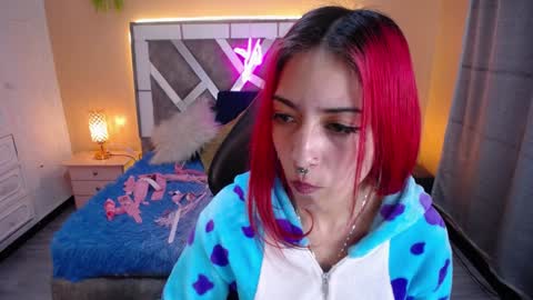 Snapshot of scarllett_bdsm chatting on 24, 12, 2024 Scarllett online show from 24, 12, 2024