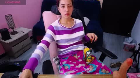 Snapshot of scarllett_bdsm chatting on 2, 2, 2025 Scarllett online show from 2, 2, 2025