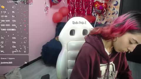 Snapshot of scarllett_bdsm chatting on 26, 2, 2025 Scarllett online show from 26, 2, 2025