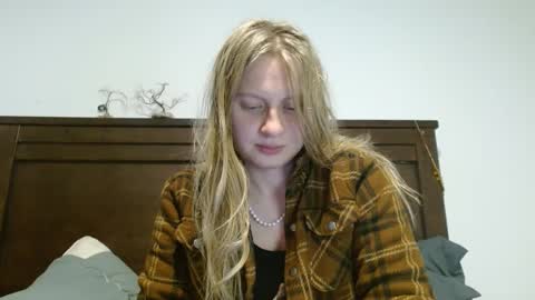 ScarTit Bernhard online show from 2, 2, 2025