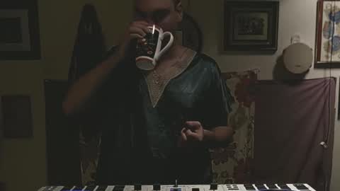 Snapshot of sch00lgirlass chatting on 25, 10, 2025 sch00lgirlass online show from 25, 10, 2025