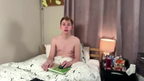 Snapshot of scottish_twink01 chatting on 6, 11, 2025 danny online show from 6, 11, 2025