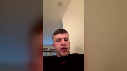 scottishguy220110 online show from 7, 2, 2026