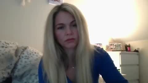 Scottishlass1985 online show from 9, 3, 2026