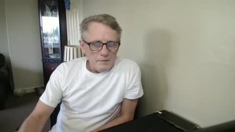 Snapshot of scottsman214 chatting on 1, 11, 2025 James online show from 1, 11, 2025