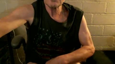 eating pussy  sucking dick online show from 12, 11, 2025