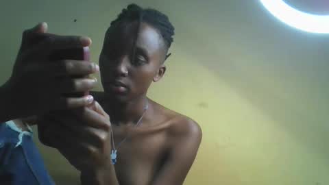 se_xxyred online show from 27, 9, 2025