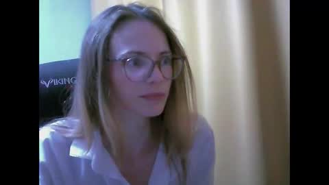 Snapshot of sea_dream chatting on 27, 9, 2025 SEA Dream online show from 27, 9, 2025