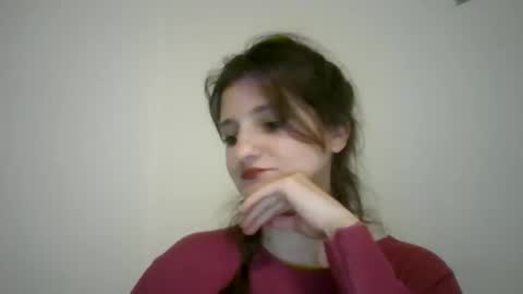 Snapshot of seabreeze_babe chatting on 18, 12, 2025 seabreeze_babe online show from 18, 12, 2025