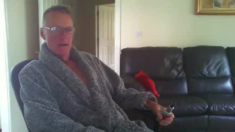 Snapshot of seakrait chatting on 3, 10, 2025 seakrait online show from 3, 10, 2025