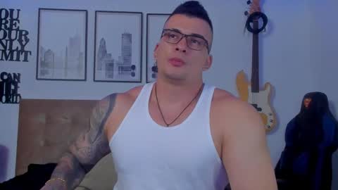 Snapshot of sean_carrera69 chatting on 8, 11, 2025 Sean Carrera online show from 8, 11, 2025