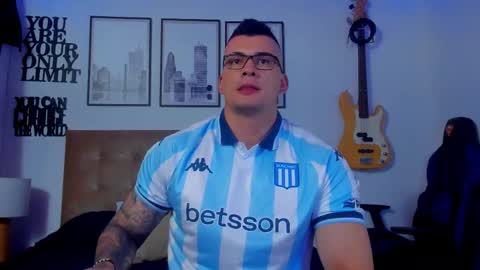 Snapshot of sean_carrera69 chatting on 13, 11, 2025 Sean Carrera online show from 13, 11, 2025