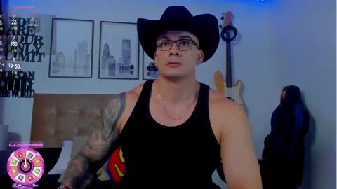 Snapshot of sean_carrera69 chatting on 16, 11, 2025 Sean Carrera online show from 16, 11, 2025