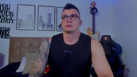 Snapshot of sean_carrera69 chatting on 19, 11, 2025 Sean Carrera online show from 19, 11, 2025