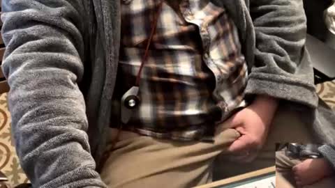 Snapshot of seathrough chatting on 1, 2, 2026 Falco J online show from 1, 2, 2026