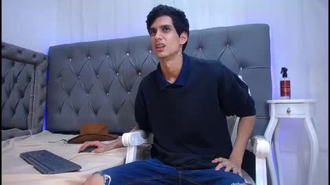 sebalexis7 online show from 19, 10, 2025