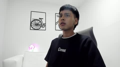 Snapshot of sebas_lover_ chatting on 22, 10, 2025 SEBASTIAN online show from 22, 10, 2025