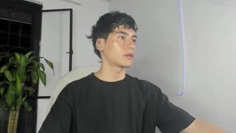 Snapshot of sebas_rosse chatting on 22, 9, 2025 sebastian online show from 22, 9, 2025