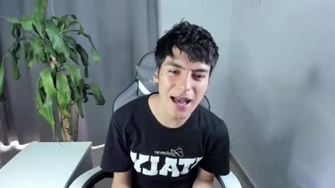 Snapshot of sebas_rosse chatting on 18, 3, 2026 sebastian online show from 18, 3, 2026