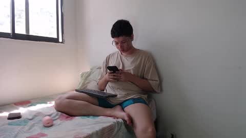 Snapshot of sebasslops chatting on 2, 3, 2025 Sebas online show from 2, 3, 2025