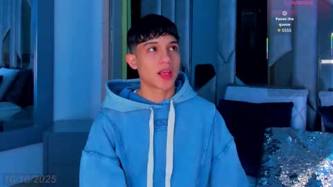 Snapshot of sebax_00 chatting on 10, 10, 2025 Sebastian online show from 10, 10, 2025