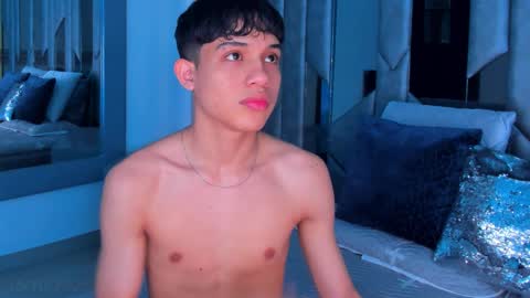 Snapshot of sebax_00 chatting on 16, 10, 2025 Sebastian online show from 16, 10, 2025