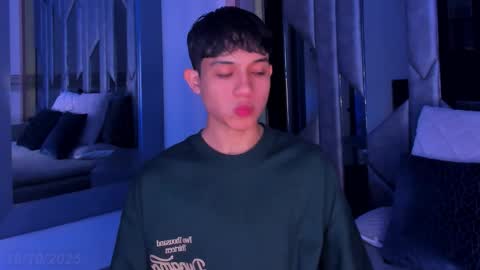 Snapshot of sebax_00 chatting on 19, 10, 2025 Sebastian online show from 19, 10, 2025