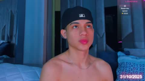 Snapshot of sebax_00 chatting on 31, 10, 2025 Sebastian online show from 31, 10, 2025