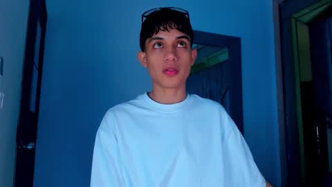 Sebastian online show from 10, 2, 2026