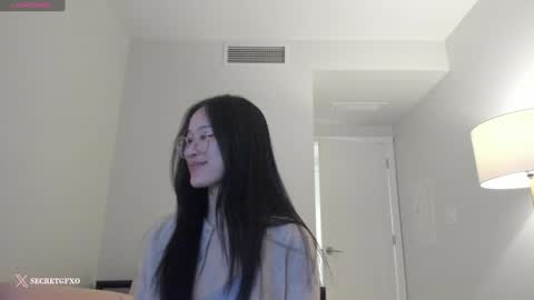 Snapshot of secretgirlfriendxo chatting on 5, 2, 2025 Angela online show from 5, 2, 2025