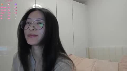 Snapshot of secretgirlfriendxo chatting on 24, 10, 2025 Angela online show from 24, 10, 2025