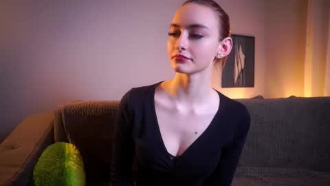 Lily online show from 22, 12, 2025