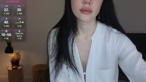 Snapshot of seduced_by_sara chatting on 27, 12, 2024 Sara online show from 27, 12, 2024