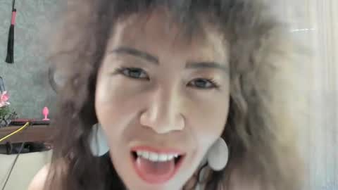 Snapshot of seductive_flower chatting on 24, 1, 2025 Mali online show from 24, 1, 2025
