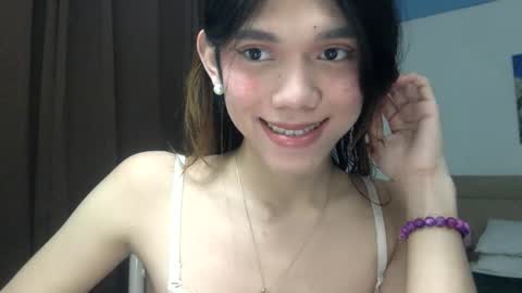 Snapshot of seductive_nessie chatting on 28, 11, 2025 seductive_nessie online show from 28, 11, 2025