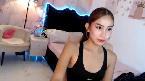 Vanessa online show from 9, 9, 2025